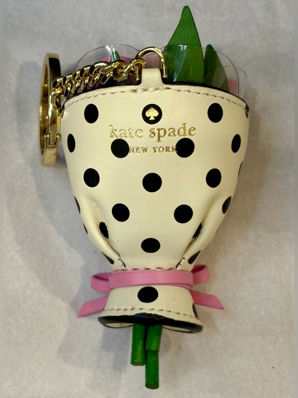 NWOT KATE SPADE Black Leather Canvas
Tote & flower bouquet bag charm/key fob๐ค๐ - Picture 11 of 16